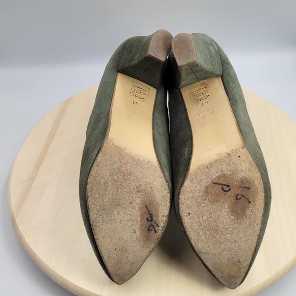 Surface to Air Perforated High Back Suede Platform Booties Womens Size EU 41 - Picture 9 of 15